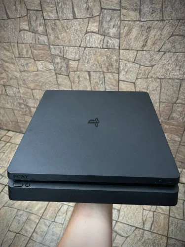 Ps4 Slim + 2 controles + 3 jogos (aceito cartão)