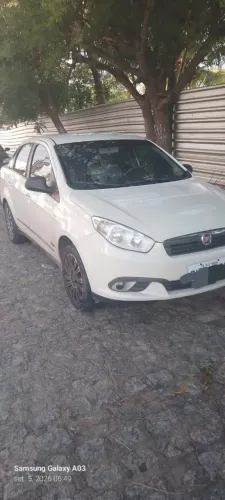 Fiat Grand Siena Essence Dual. 1.6 Flex 16V 2015