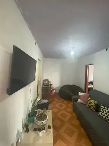 Casa em Carapicuíba por 130 mil.