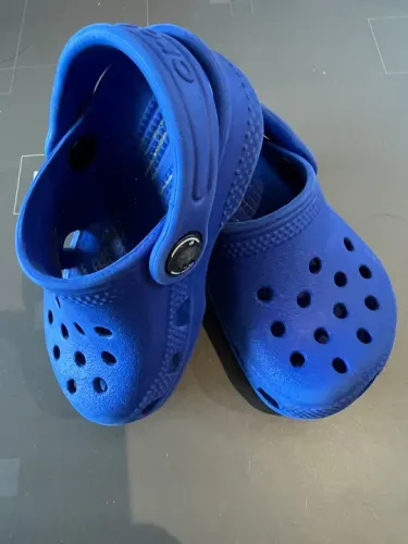 Sandálias Crocs Azul Bebê Tamanho 2/3 =18/19