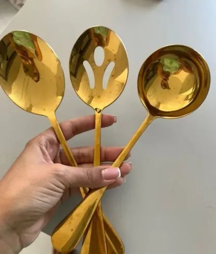 Talher para servir refeição grande em aço inoxidável dourado 15,00 a unidade 