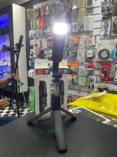 Bastão tripé Profissional Self Wireless luz Led - 
