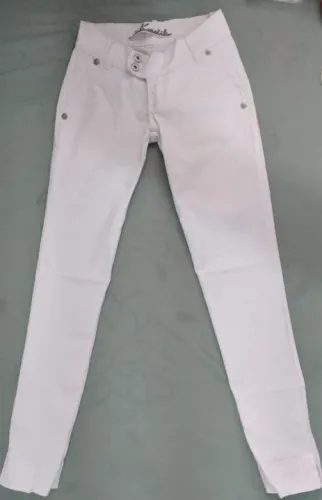 Vendo calça jeans nova tamanho 36