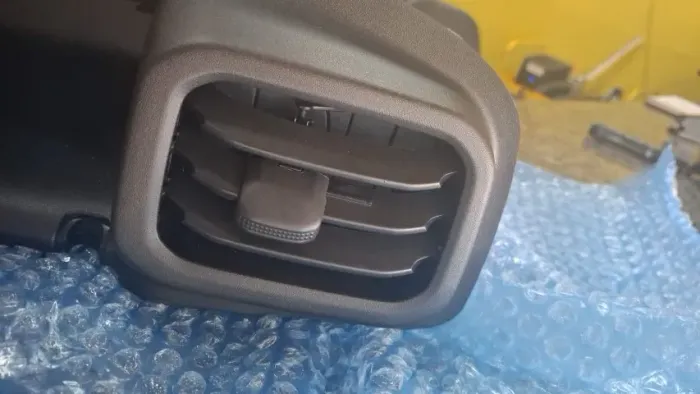Caixa Porta Luvas Difusor Gm Onix Prisma 2013 2018 Original