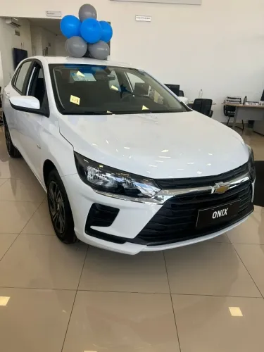 Onix Hatch 2026 - ENTRADA FACILITADA! OTIMAS CONDIÇÕES!