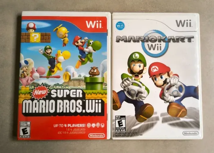 Super Mario Bros WII e Mario Kart WII - 02 relíquias por o preço de uma!!!
