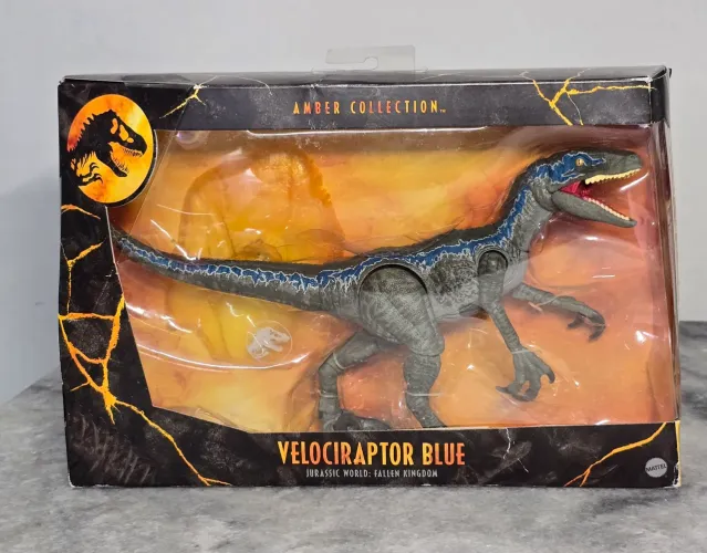 Jurassic World Velociraptor Blue Amber Collection lacrado hammond