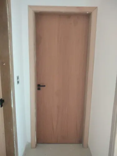 Marceneiro assentamento de portas