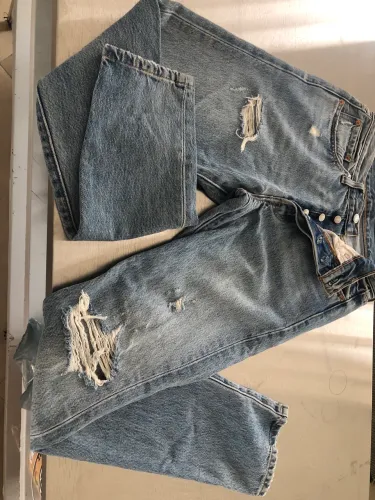Calça jeans levis feminina 501 TAM 26 veste 36