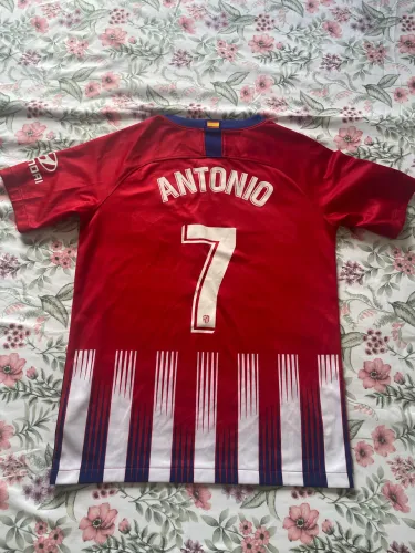 Vendo camisa oficial do Atlético de Madrid, modelo Nike - em ótimo estado!!