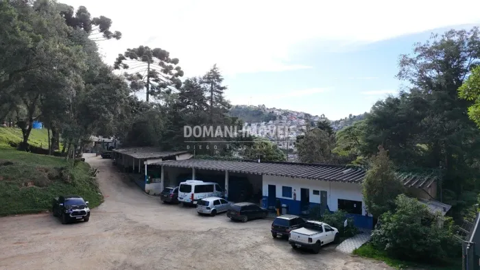 Área Comercial à Venda na Região da Floresta Negra - Campos do Jordão/SP