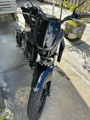 Vendo FZ 25 ,linda!!! Única dona!!! 
