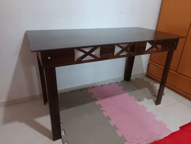 MESA MDF COR MADEIRA PARA DECORAÇÃO DE FESTA