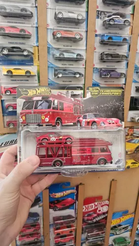 Team Transport Ferrari Hot Wheels Premium 250 GTO