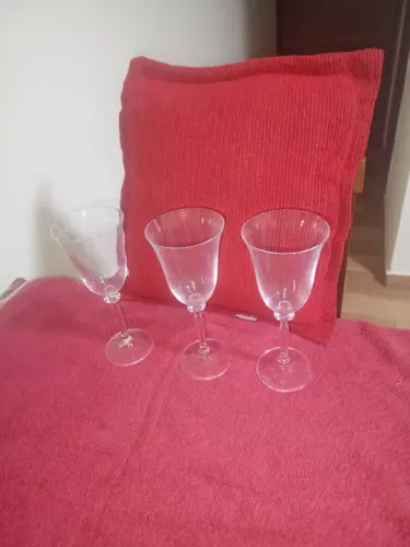 Jogo de Taças de Vinho - 3 peças