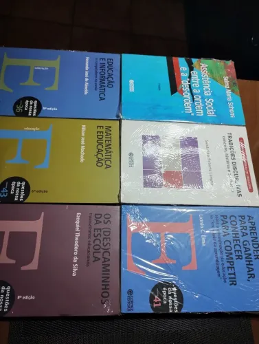 Livros de Educação e áreas correlatas