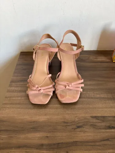 Sandália  Salto Bloco