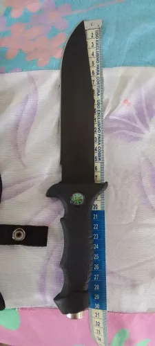 Faca Tática Militar de Sobrevivência com Bússola