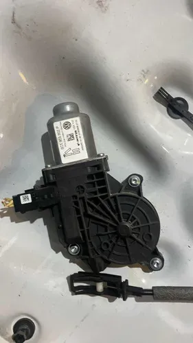 Máquina De Vidro Dianteira Direita Volkswagen Fusca Tsi 2015