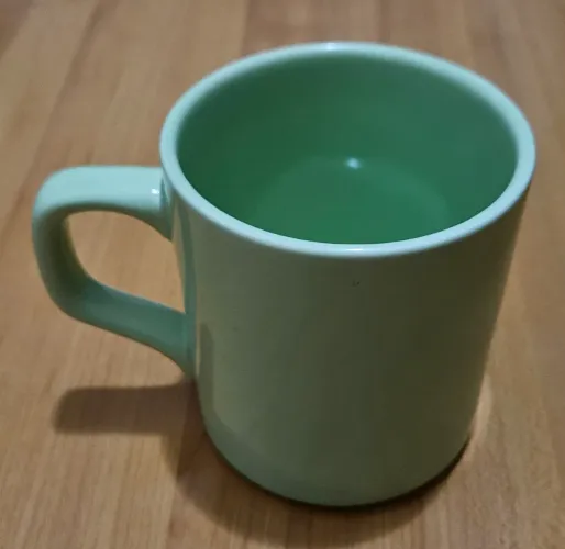 Caneca Verde de Cerâmica