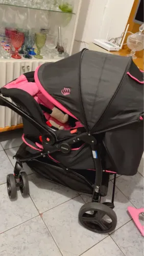 Carrinho e bebê conforto cosco nexus