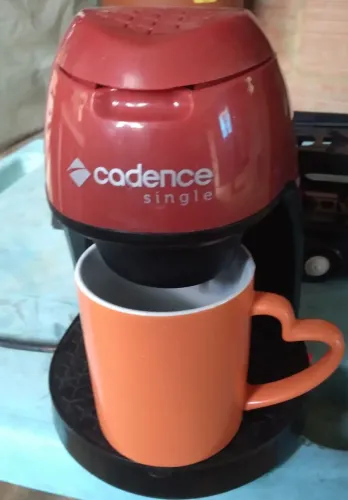 Cafeteira Elétrica Cadence Single - Vermelha