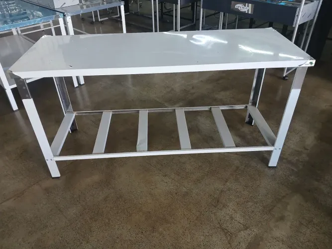 Mesa Aço Inox 1,80 X 0,65 Gradeada 
