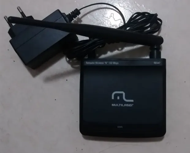 Roteador wireless RE047 150mbps .