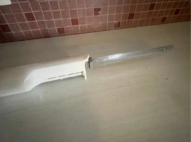 Faca Elétrica para Carnes BLACK&DECKER