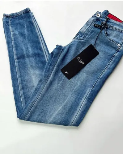 Vendo calça ELLUS na etiqueta