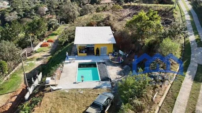 Chácara com 2 Quartos e 2 banheiros à Venda, 1.000 m² por R$ 360.000 Cód. ch1757
