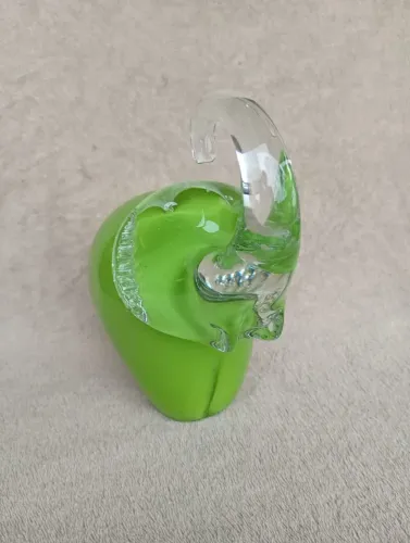 Elefante em vidro murano 