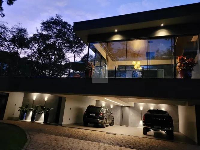 Imperdível: Casa à venda em Brumadinho-MG, Bairro Águas Claras, 3 quartos, 3 suítes, 3 sal