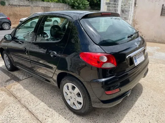 207 1.4 XR 2013 completo + bancos em couro novissimo