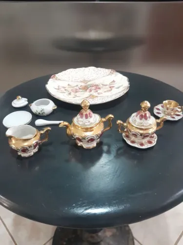 Conjunto em porcelana centenário miniatura
