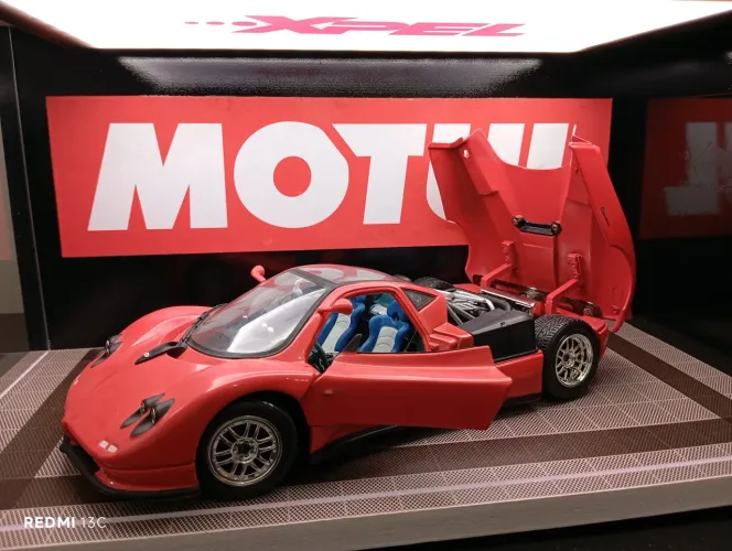 Rara Miniatura Pagani Zonda C12S - MotorMax - escala 1/18