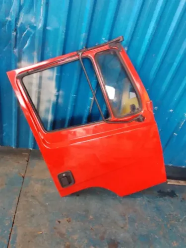Portas caminhão mercedes benz 1620