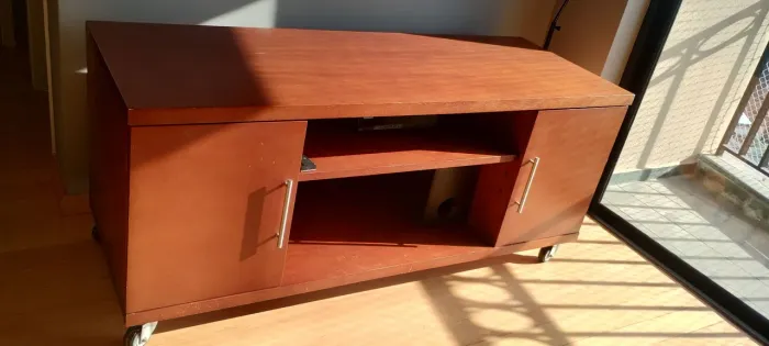 Rack de madeira excelente qualidade!! 