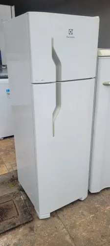 GELADEIRA ELECTROLUX DUPLEX DGELO SEMI-NOVA