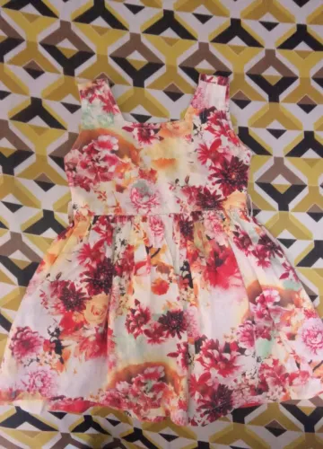 Vestido infantil floral