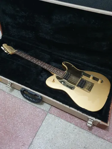 Squier John 5 c/ EMG e case