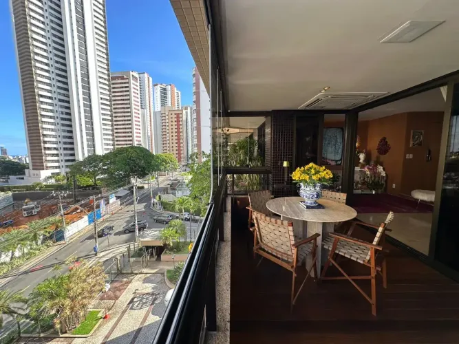 Horto Florestal, alto padrão, 163m², 3 suítes, nascente, varanda, sala ampla e integrada, 