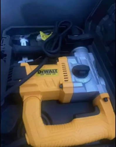 Martelete DEWALT 7k 