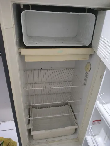 Geladeira 1 porta