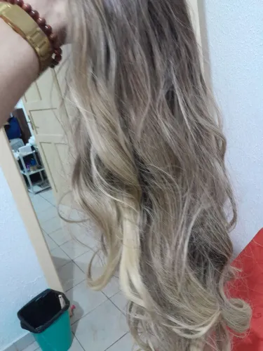 Peruca Loira Longa Sintética Importada