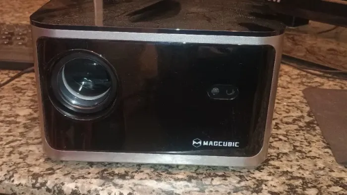 MAGCUBIC HY350 Projetor