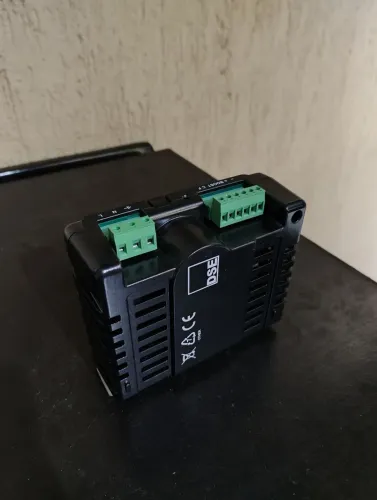 Carregador de bateria Novo
