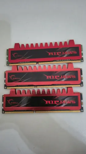 Memória RAM gskill ripjaws 12GB