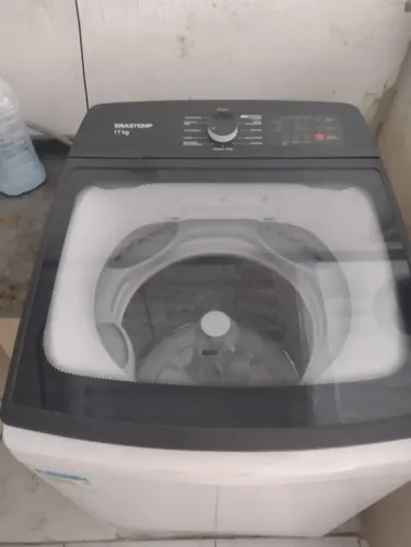 Máquina de lavar roupas 17kg Brastemp.