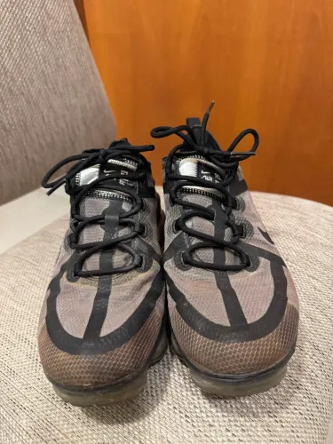 Nike VaporMax 39-40 excelente estado Grafite
